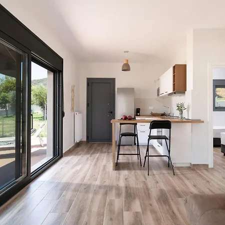 Saint John Seafront Living Paralia Sikias