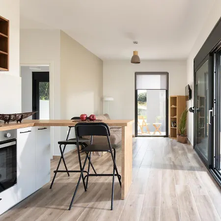 Saint John Seafront Living Paralia Sikias